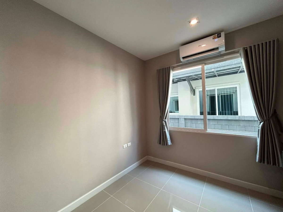 picture Grandio Phetkasem 81 for rent  ready to move in - 3/18
