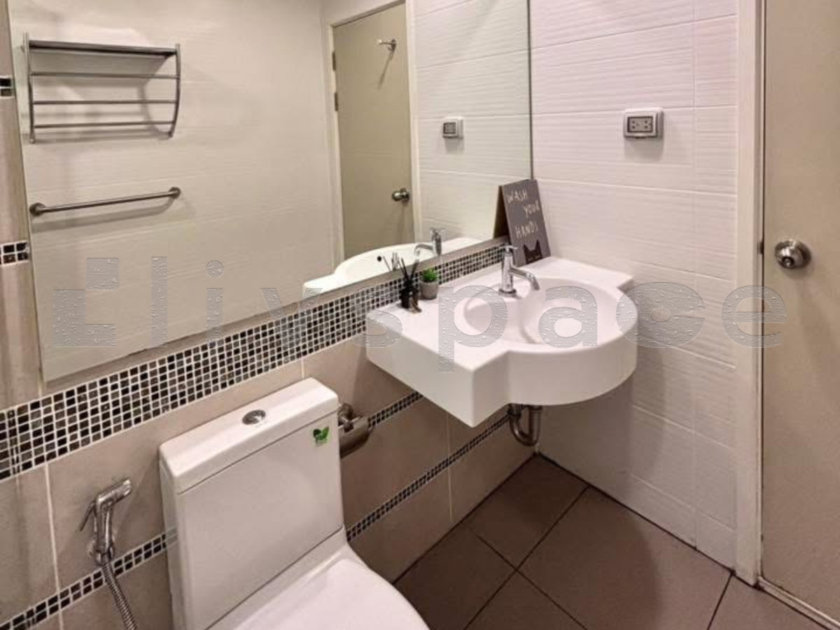 รูป ▚ LH184ツ ขาย: Centric Sathorn St.Louis 1BR 41sqm. 5.6M ✨ รีโนเวทใหม่หมด แต่งสวย ตึกฮอตปล่อยง่าย คุ้มค่าที่สุด! 🏙️ - รูปที่ 10/10