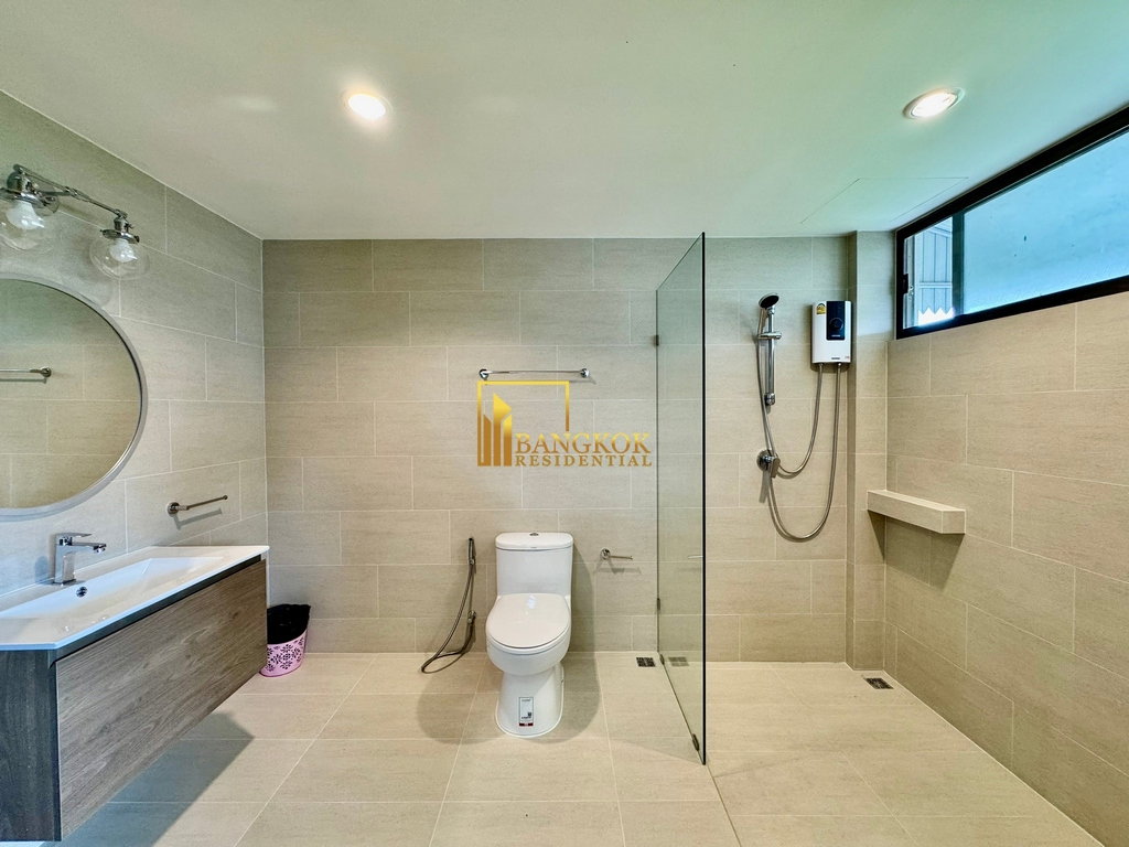 รูป Baan Suan Kasemsuwan | Impressive 3 Bed Townhouse For Rent - BR8860TH - รูปที่ 31/44