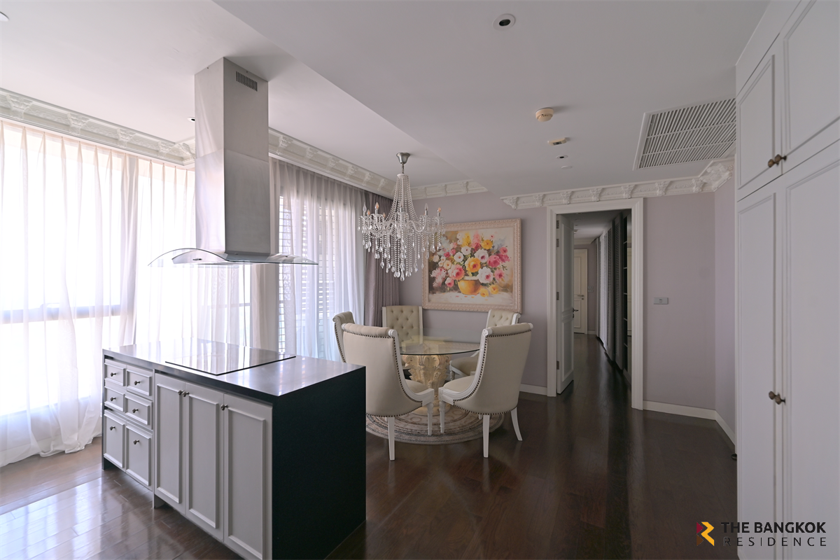 picture The Lumpini 24  Luxuriously Elevated Unit - 6/10