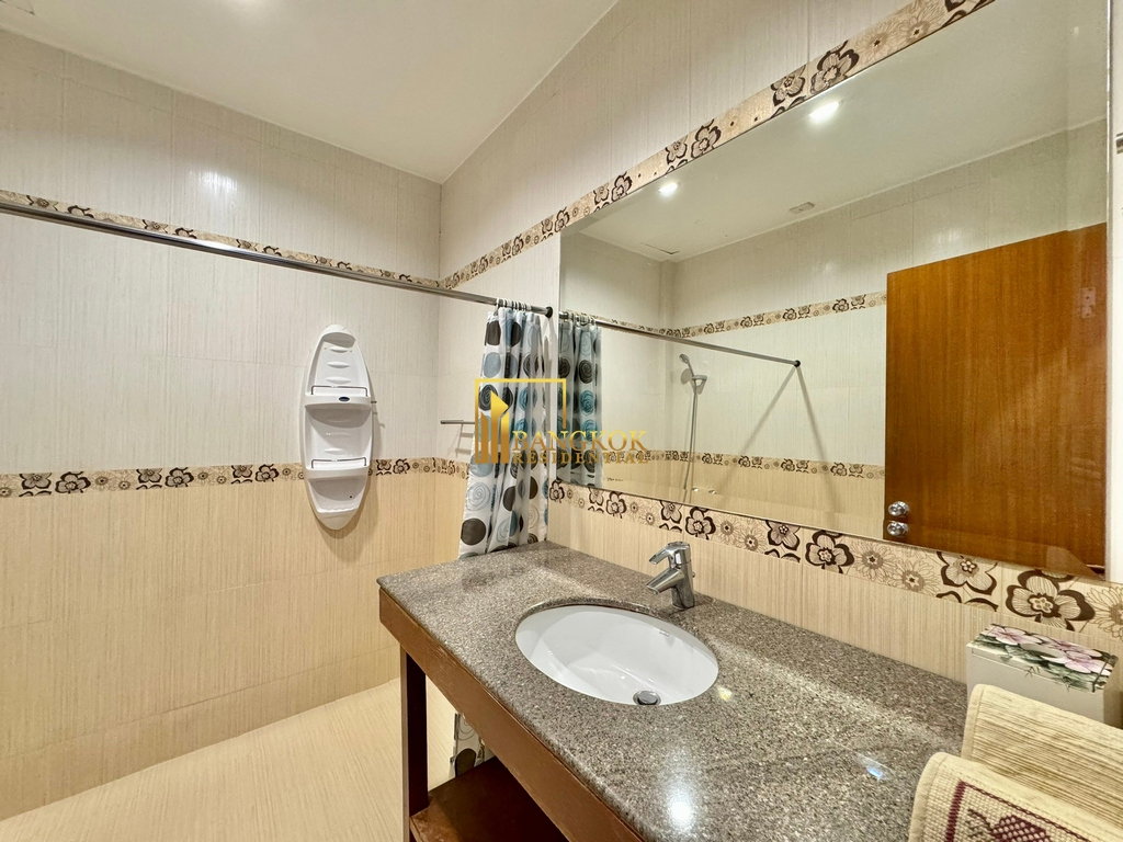 รูป Thonglor Garden Ville | Expansive 3 Bed Townhouse With Pool Access - BR49018TH - รูปที่ 18/30