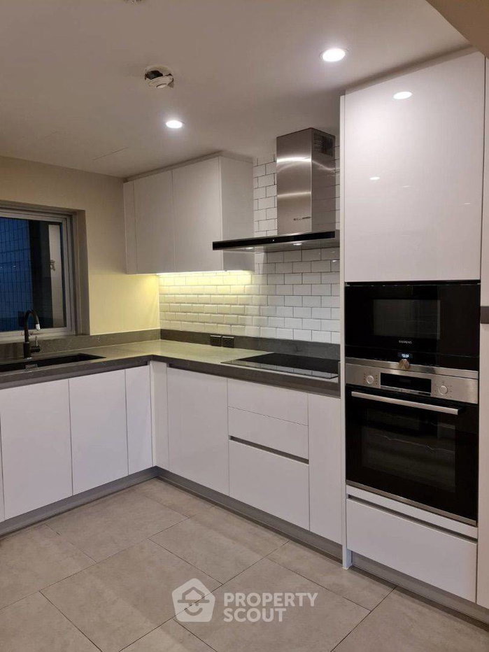 รูป คอนโด 3-ห้องนอน ที่ ออลซีซั่น แมนชั่น คอนโดมิเนียม ใกล้ BTS เพลินจิต (ID 947844) - รูปที่ 6/14