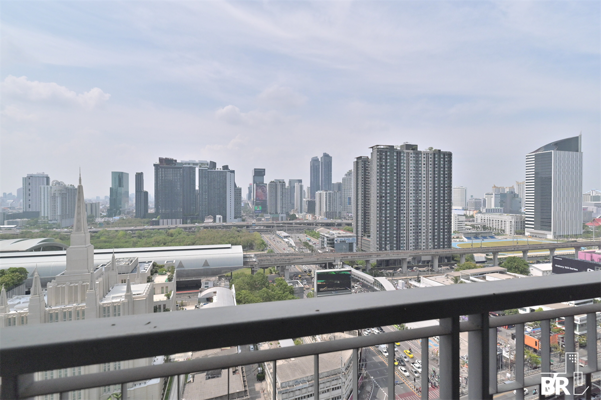 รูป คิว คอนโด อโศก ใกล้ MRT สถานีเพชรบุรี เริ่มต้นง่ายๆ กับไลฟ์สไตล์คนเมือง - รูปที่ 3/10