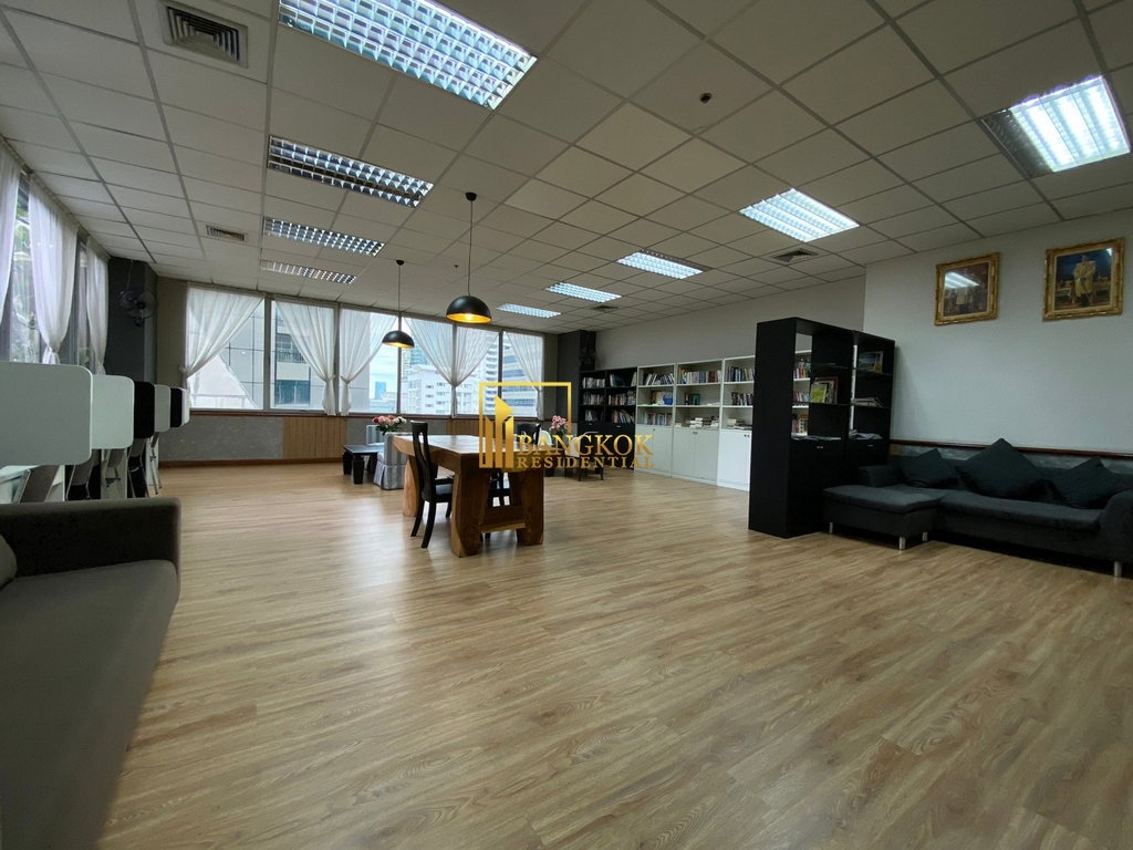 รูป Asoke Place | 2 Bedroom Condo in Central Location - BR9519CD - รูปที่ 22/26