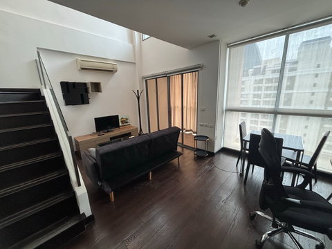 For rent at Ideo Q Phayathai, a beautiful and cozy room at a great price, fully furnished and ready to book. Code: DS2580 | Line: @Dstay