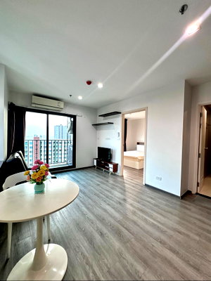 Condos for rent : For rent Rich Park Triple Station 14,500 Baht 26th floor next to ARL Huamak 