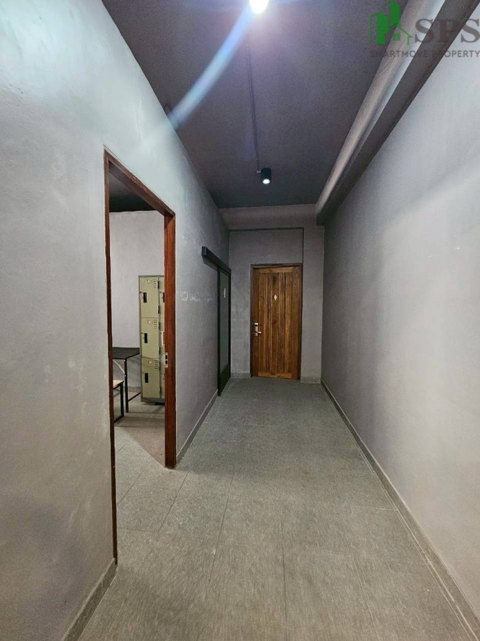 รูป โกดังให้เช่า ขนาด 900 ตารางเมตร ลาดกระบัง (SPSAD3798) - รูปที่ 10/20