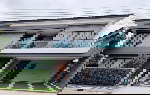 S04-0109 Luxury Single House for Rent or Sale: THE CITY BANGNA