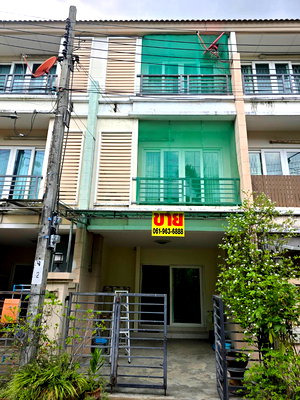 Townhouses for sale Nuan Chan : Sale townhouse Casa City Nuanjan2 Line ID @757zwvfy