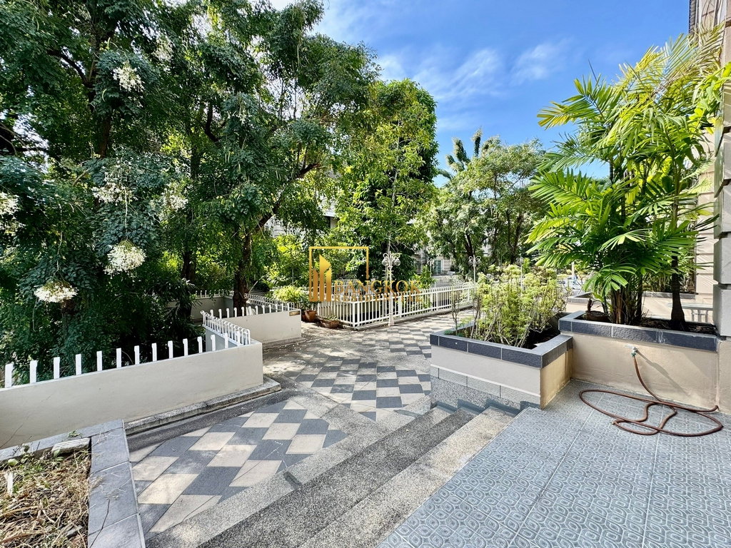 รูป Baan Suan Kasemsuwan | Impressive 3 Bed Townhouse For Rent - BR8860TH - รูปที่ 23/44