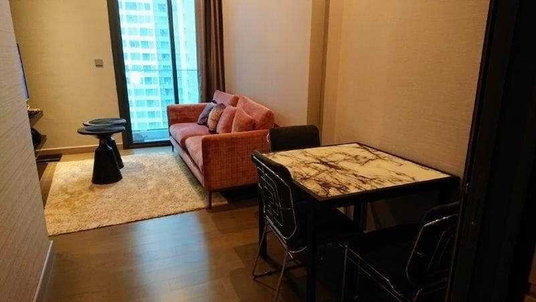 LTH7324 – The Esse at Singha Complex FOR SALE 1 bed 1 bath size 48.14 Sq.M. Near MRT Phetchaburi station ONLY 13.5 MB