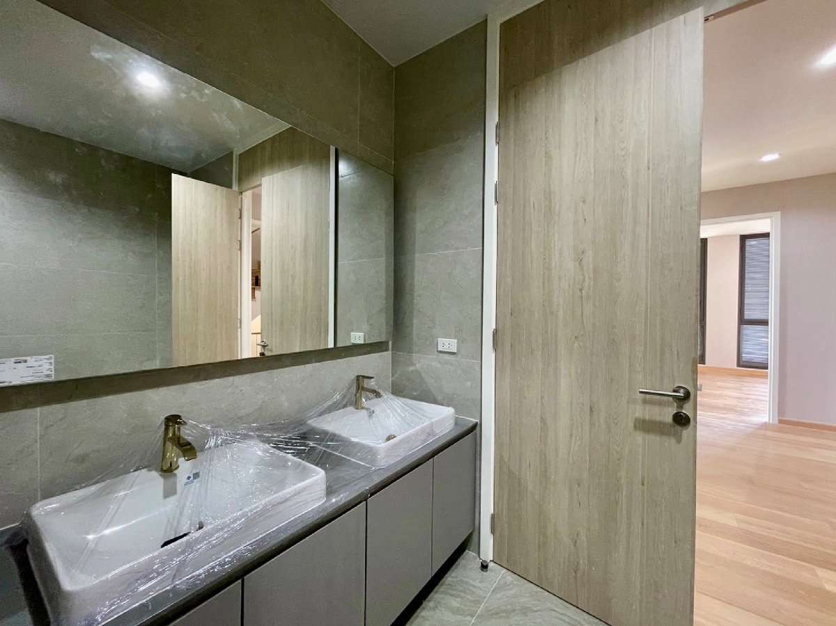 รูป ให้เช่า Home Office หรู 4.5 ชั้น โครงการ Sage Thonglor | พร้อมลิฟต์และสระว่ายน้ำส่วนตัว | ทำเลทองหล่อ 25 ใจกลางเมือง - รูปที่ 22/44