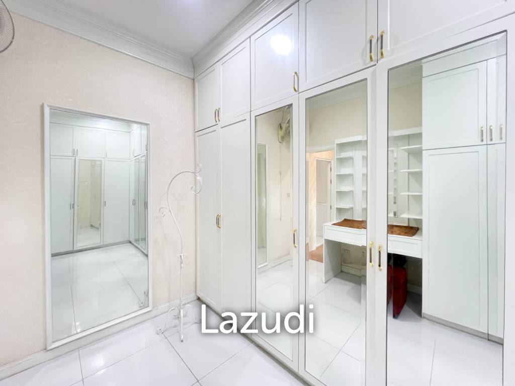 picture 4 Bedroom Detached Home on 4-2-74 Rai  in Hua Hin - 112/131