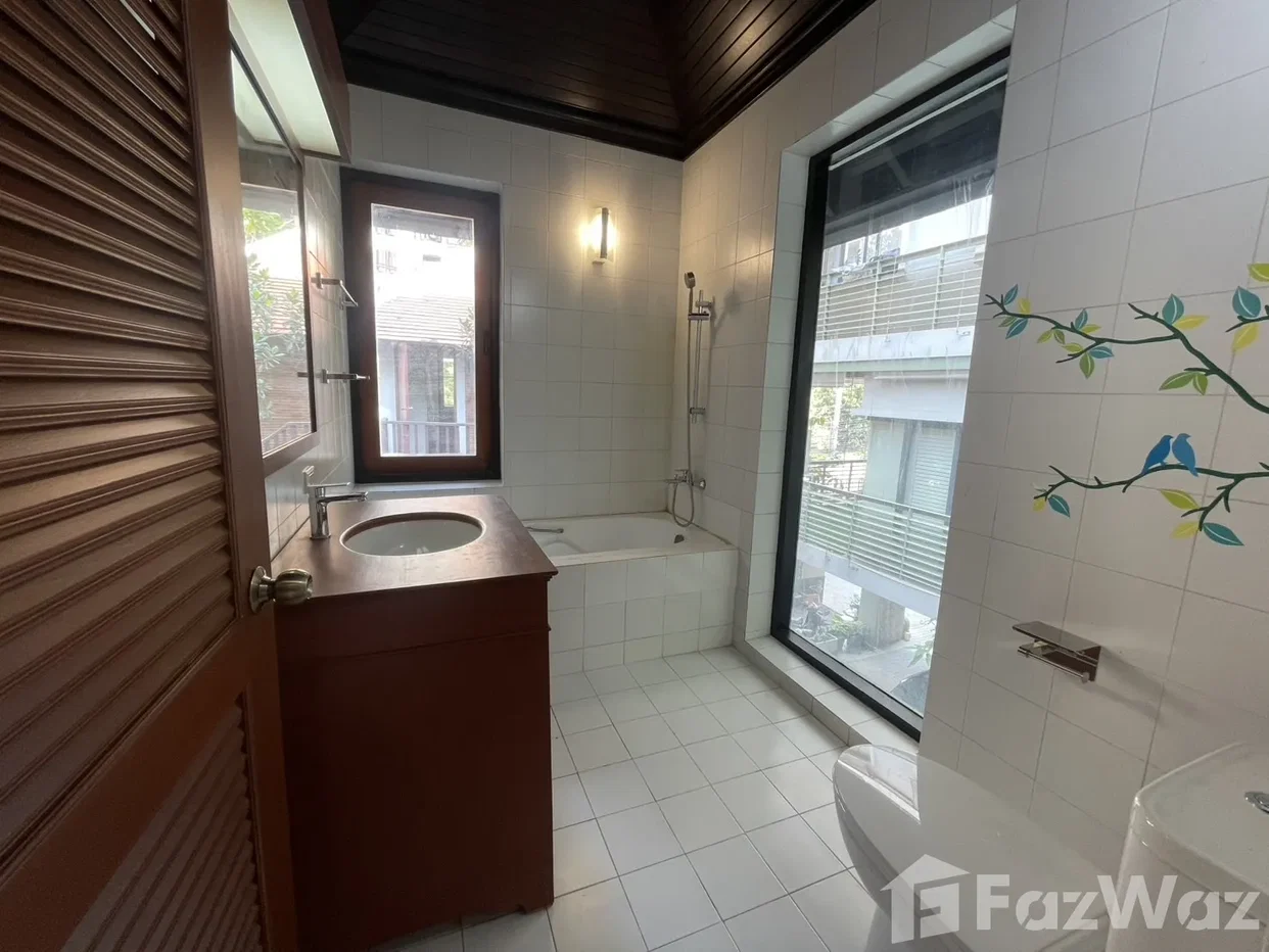 รูป วิลล่าให้เช่า 4 ห้องนอน ใน คลองตัน, กรุงเทพมหานคร 2014070 - รูปที่ 51/79