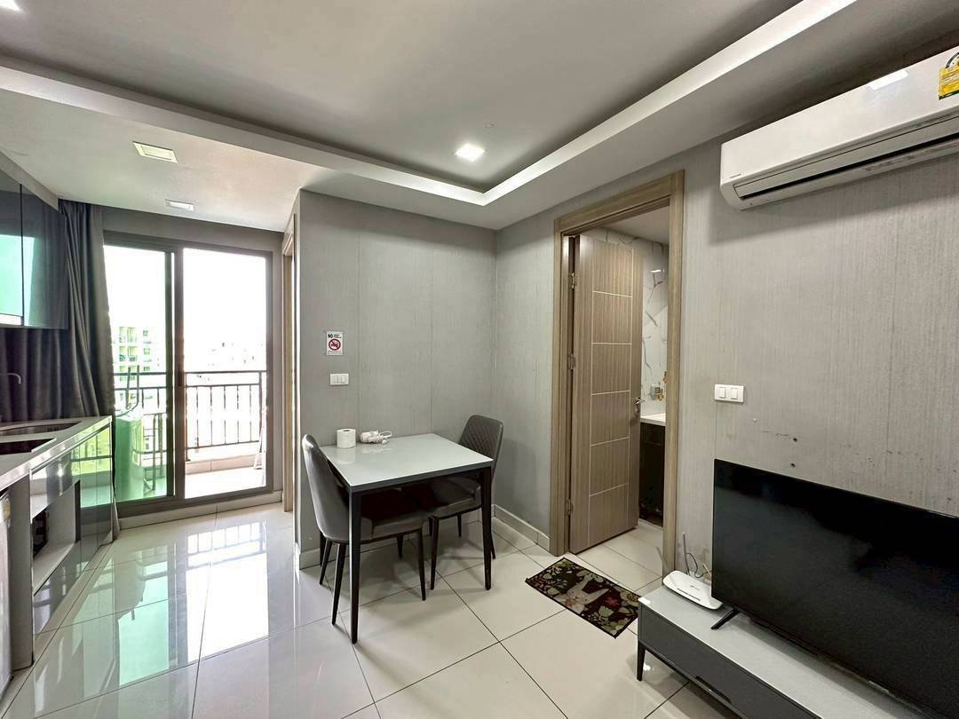 รูป Condo for Sale Arcadia Beach Continental | 1 Bed Pool View | Foreign Quota | 2.05 MB - รูปที่ 7/19