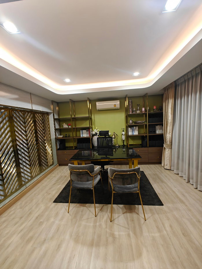 รูป 🏢✨ ให้เช่า Luxury Home Office 3.5 ชั้น โครงการ Diamond Ville ลาดพร้าว–วังหิน ซอย 4 - รูปที่ 7/14