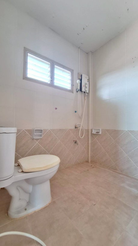 รูป ขายบ้านโครงการธนาพร ใกล้แยกหลุยส์   สันกำแพง #ท่ารั้ว  2.5 ล้านบาท เนื้อที่ 60 ตร.ว ▪️3 ห้องนอน  ▪️3 ห้องน้ำ   - รูปที่ 16/17