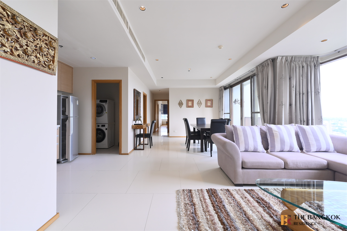 picture The Emporio Place Comfortable and Ready to Move-in - 7/10
