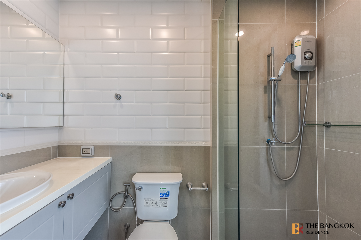 picture The Editor near BTS Saphan Khwai More Convenience, Full Relaxation - 9/10