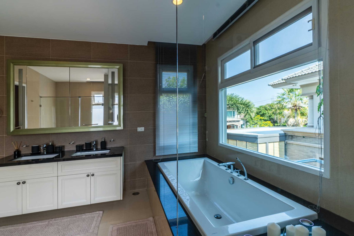 picture 3BR Luxury Villa with Breakfast & Maid | 3 Mins to MRT Tha It - 42/45