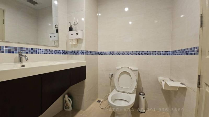 picture life Sathorn 10 for Sales, BTS Saint-Louis , Prime Area. - 10/10