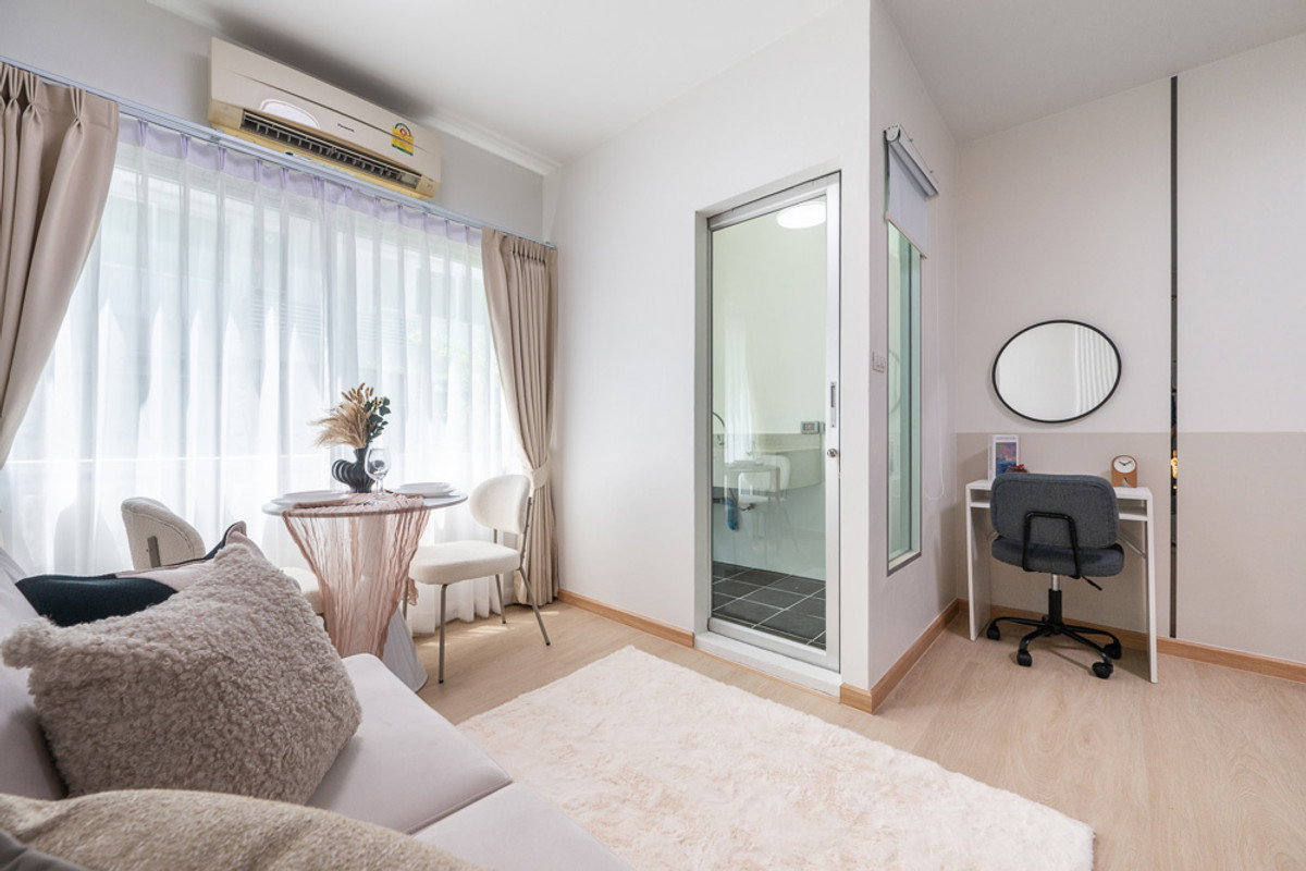 picture Room for Sell A space Sukhumvit 77 (Sri-nut Station) - 4/11