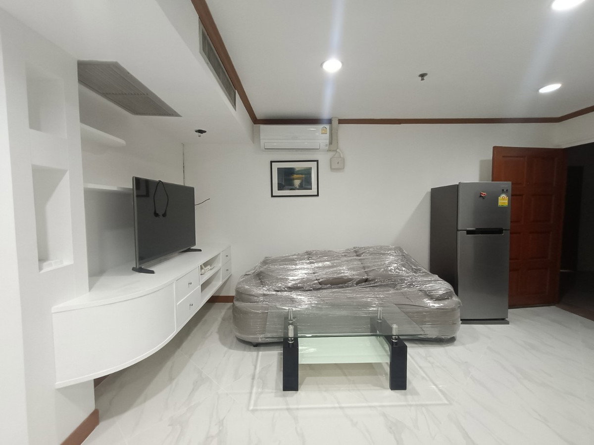 รูป ✨คอนโดใหญ่  2 ห้องนอน ใจกลางวิทยุ–เพลินจิต! Wittayu Complex ห้องสวย ชั้นสูง เพียง 35k - รูปที่ 9/13
