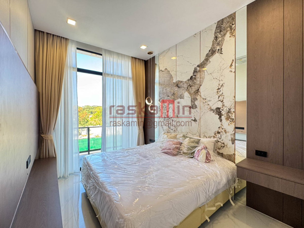 รูป 🌴 Villa La Richie พูลวิลล่าหรู ดีไซน์ทันสมัย ในพัทยา - รูปที่ 13/18