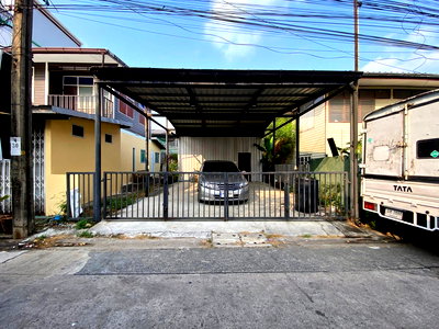 ที่ดิน วิทยาลัยเสนาธิการทหาร : ที่ดินพร้อมสิ่งปลูกสร้างซอยลาดพร้าว 58  