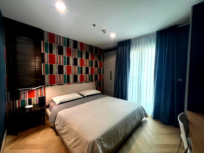 Condos for rent : For rent: 59 Heritage, beautiful and spacious room, easy access to BTS | Code DS2412 Line : @Dstay