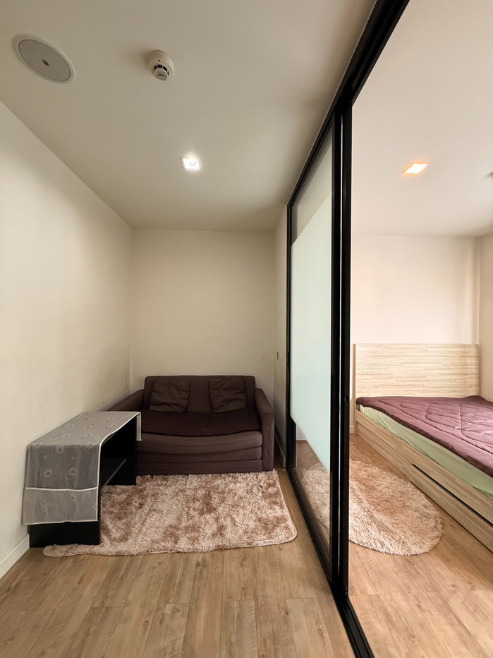 picture H2  Wood   Condo    For   Rent - 5/10