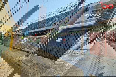 ขายทาวน์เฮาส์ 2ชั้น 29ตร.ว. ถนนพระรามที่6  ซอยประดิพัทธิ์ 1 พญาไท ใกล้ ทางด่วน ,BTS สะพานควาย