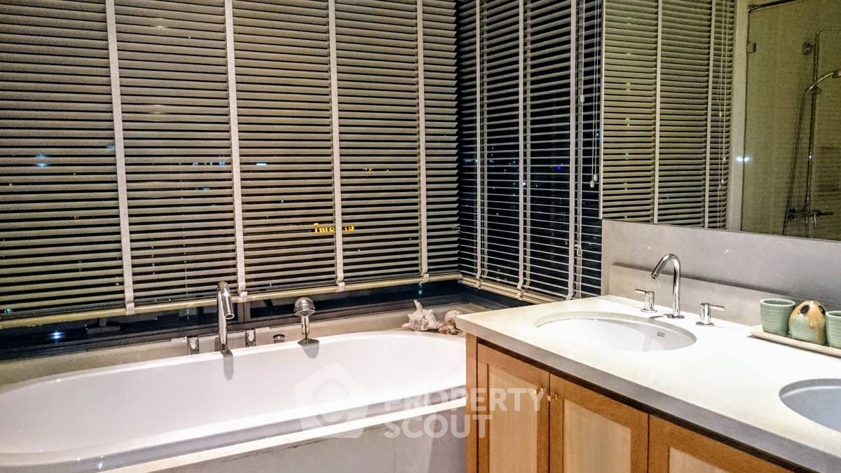 รูป คอนโด 2-ห้องนอน ที่ ดิ เอ็มโพริโอ เพลส ใกล้ BTS พร้อมพงษ์ (ID 476517) - รูปที่ 21/43