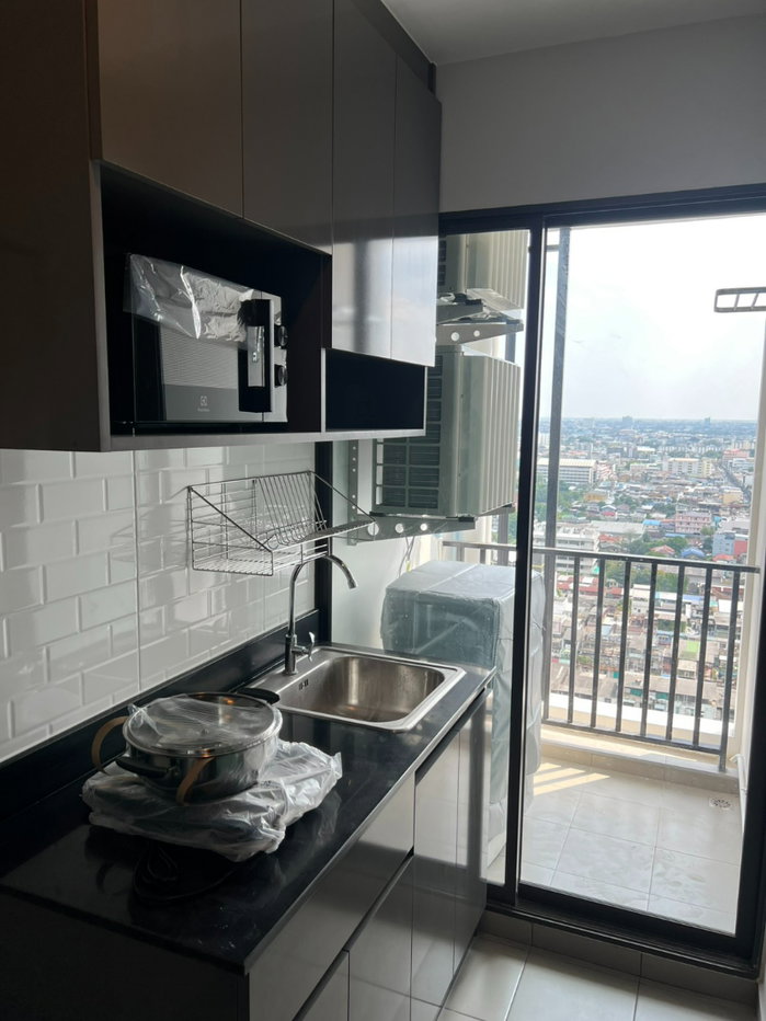 รูป K-068💢เช่า11,000🌵🌈Regent Home วุฒากาศ🌵🌈ห้องสวย วิวโล่ง ใกล้BTS วุฒากาศ 200 เมตร พร้อมเฟอร์นิเจอร์และเครื่องใช้ไฟฟ้า มีเครื่องซักผ้า✅ - รูปที่ 13/16