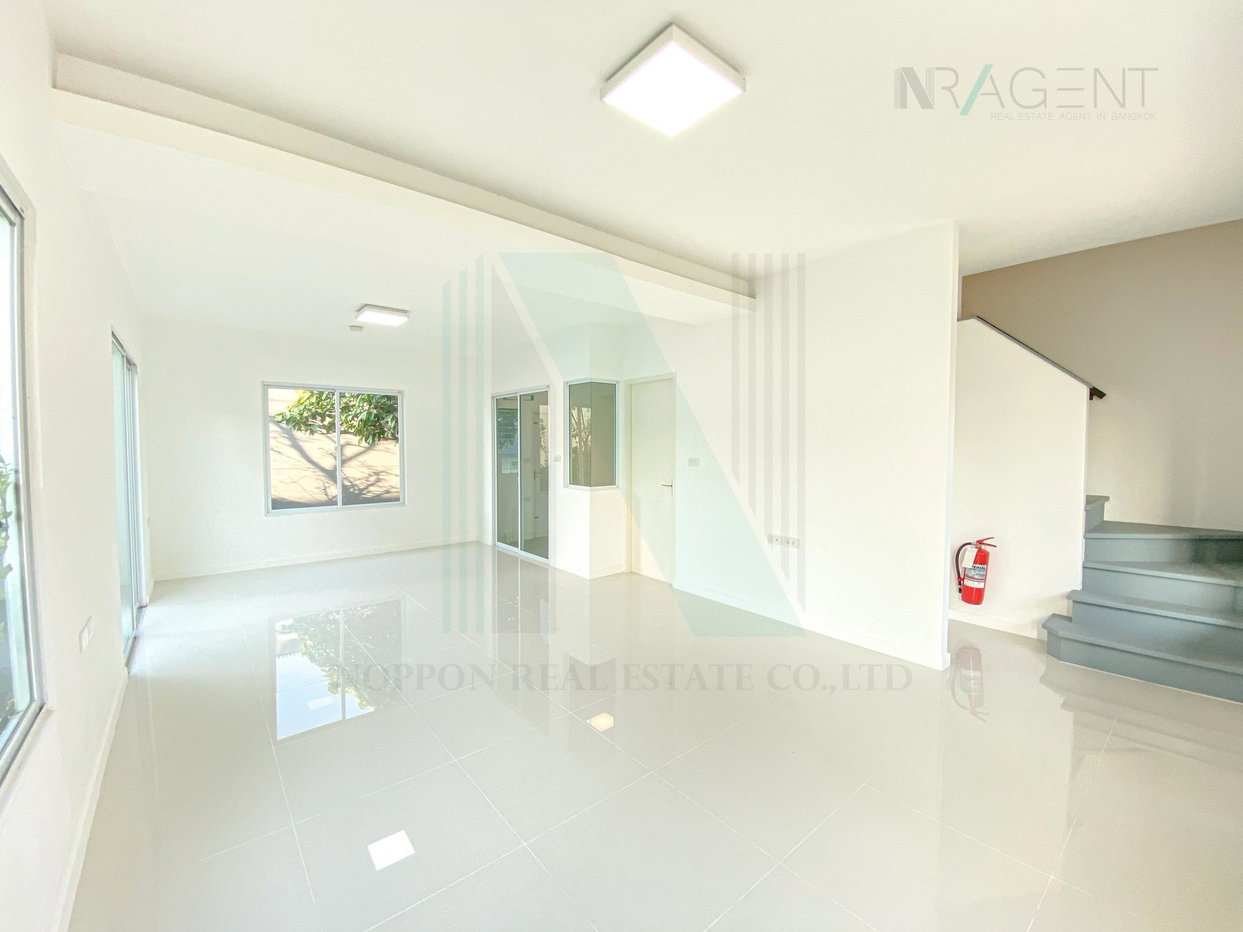 รูป 📌 ขายบ้านแฝด โครงการ อินนิซิโอ ปิ่นเกล้า-วงแหวน 2 ชั้น 3 ห้องนอน 3 ห้องน้ำ - รูปที่ 2/8