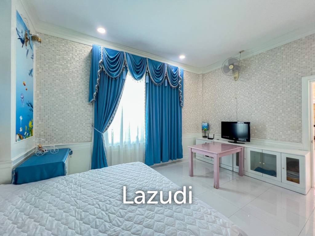 picture 4 Bedroom Detached Home on 4-2-74 Rai  in Hua Hin - 119/131