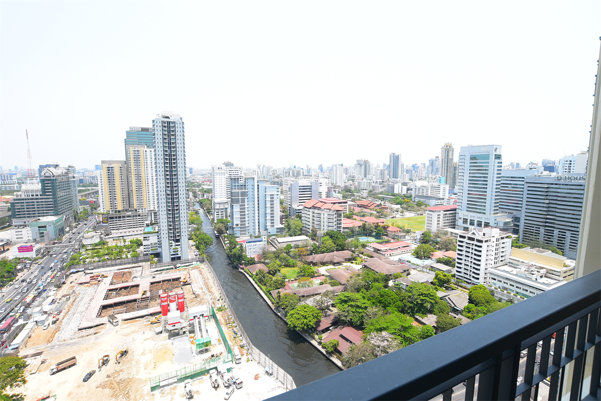 รูป คิว คอนโด อโศก ใกล้ MRT สถานีเพชรบุรี ยูนิตหายาก ราคาดี - รูปที่ 7/10