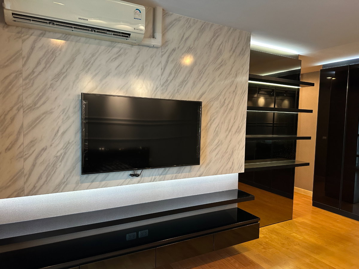 รูป ขายคอนโดหรูใจกลางเมือง Villa Asoke ชั้น 41 เนื้อที่ 125.42 ตร.ม. ราคาขาย 20M - รูปที่ 3/10