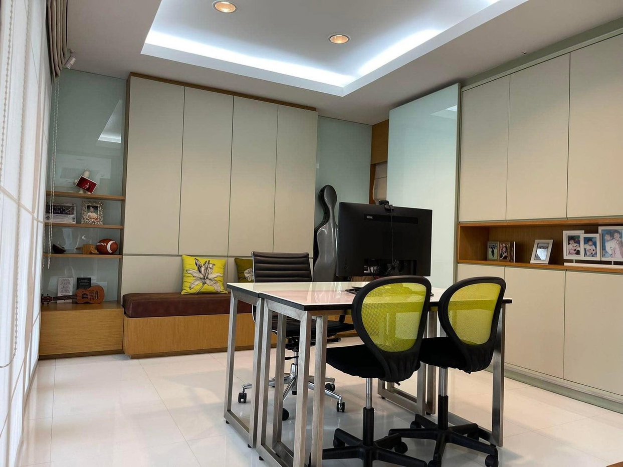 picture LTHC7209 – Single House FOR SALE in Ekkamai 5 beds 4 baths Size 650 Sq.M.Near BTS Ekkamai station ONLY 110 MB - 5/8