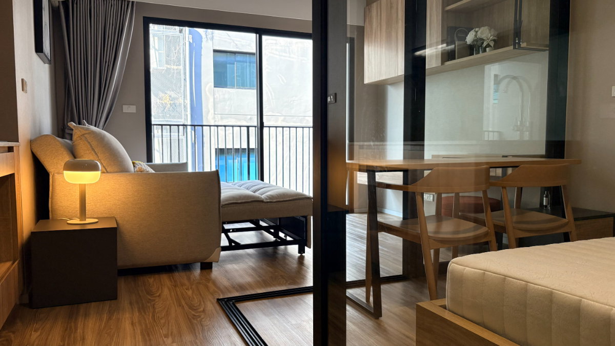 รูป ห้องรีโนเวทใหม่ พร้อมอยู่ ใกล้ BTS สุรศักดิ์ เพียง 1.1 กิโลเมตร อาคาร C ชั้น 6 วิวสวน ลมดี พื้นที่ 30.36 ตร.ม. 2.39 ล้าน ฟรีโอน - รูปที่ 3/18