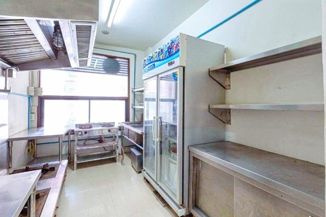 รูป ทางด่วนรามอินทรา 1.5 กม.18 ตร.วา. 220 ตร.ม ลดราคา40% ตลาดถนอมมิตร 900 ม. เช่าอาคารพาณิชย์ 3 ชั้น 3 นอน 3 น้ำ - รูปที่ 8/8