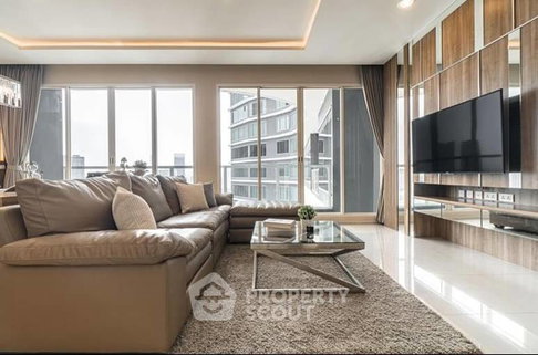3-BR Condo at Menam Residences in Wat Phraya Krai (ID 1730578)
