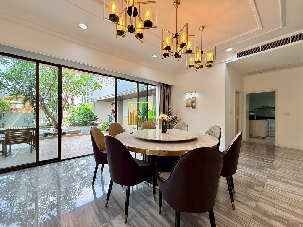 รูป Elegant 4 Bedroom Penthouse Apartment in Phrom Phong - BR20104AP - รูปที่ 12/61