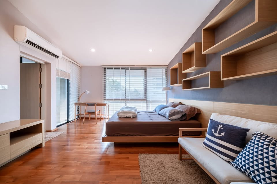 รูป ขายพูลวิลล่าติดชายหาดทะเล45ม เนวาน่า บียอร์น แอดบีช 348ตรม 3ชั้น นาจอมเทียน14 ที่ดิน81 ตรว. 3นอน 4น้ำ จอด2 คัน ตกแต่งบิ้วอิน 22.9ลบ - รูปที่ 7/25