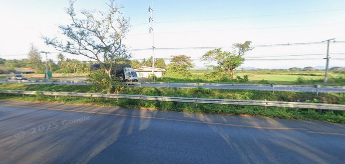 รูป ขายที่ดินแปลงใหญ่ 16 ไร่กว่า จ.ประจวบคีรีขันธ์ ติดถนนเพชรเกษม (AH2) หน้ากว้างติดถนน 30 เมตร รูปแปลงลึกเหมาะทำรีสอร์ท โครงการต่างๆ (ราคาต่อรองได้)  - รูปที่ 10/16