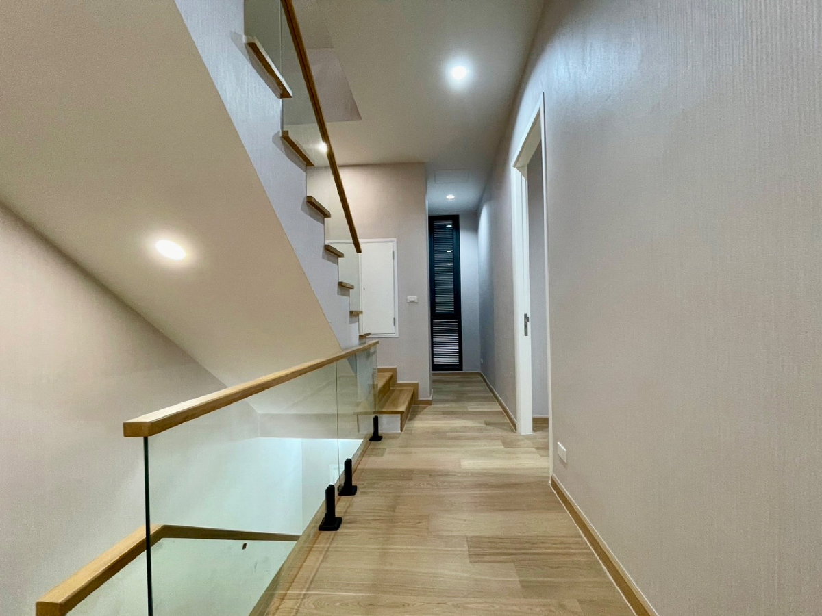 รูป ให้เช่า Home Office หรู 4.5 ชั้น โครงการ Sage Thonglor | พร้อมลิฟต์และสระว่ายน้ำส่วนตัว | ทำเลทองหล่อ 25 ใจกลางเมือง - รูปที่ 28/44