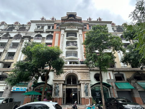 BCN 1568 : ฌ็องเซลิเซ่ ติวานนท์-แจ้งวัฒนะ