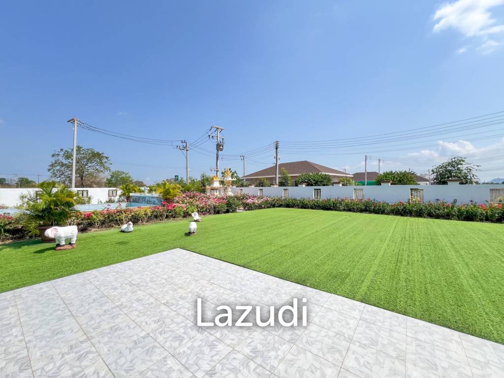 picture 4 Bedroom Detached Home on 4-2-74 Rai  in Hua Hin - 28/131