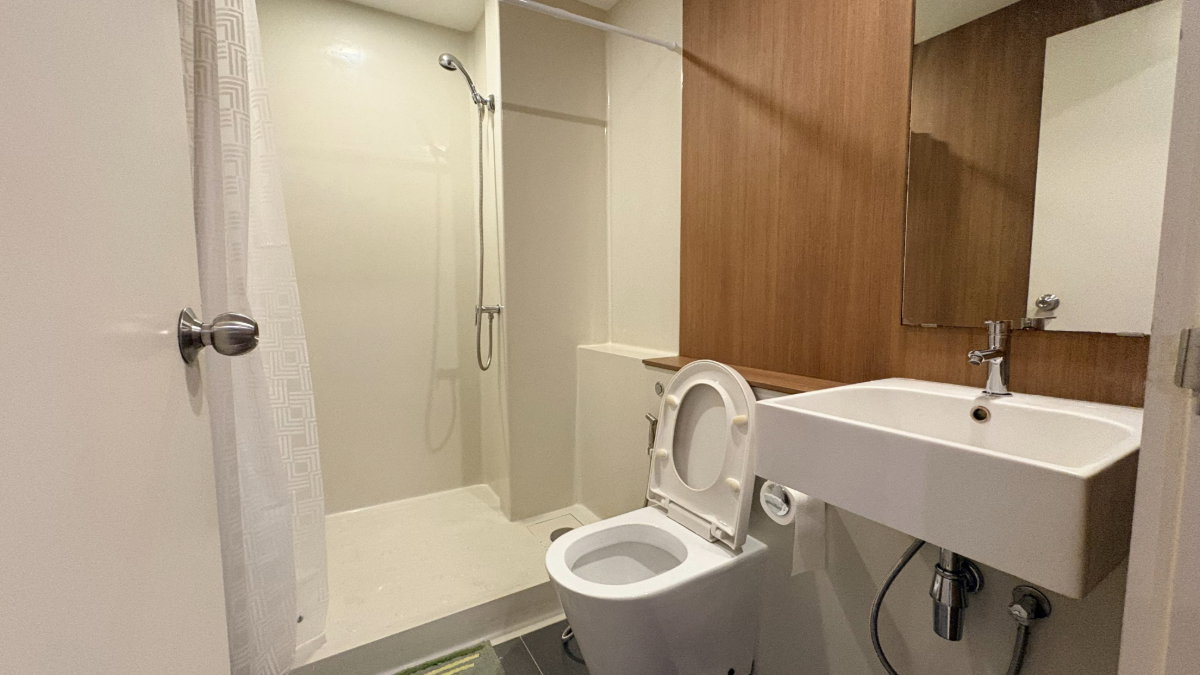 รูป ห้องรีโนเวทใหม่ พร้อมอยู่ ใกล้ BTS สุรศักดิ์ เพียง 1.1 กิโลเมตร อาคาร C ชั้น 6 วิวสวน ลมดี พื้นที่ 30.36 ตร.ม. 2.39 ล้าน ฟรีโอน - รูปที่ 12/18