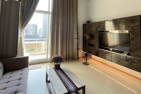 Sale !! The Empire Place, 2 bed, 2 bath Duplex, large room, South Facing, Good location !! Code C20221201691 ready to move in, Special Deal!!📣📣